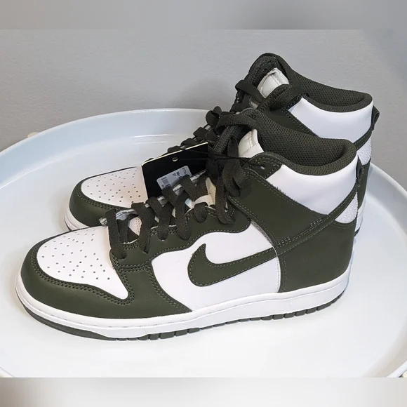 Nike Dunk High Size 7.5 females or 6Y - Picture 8 of 10